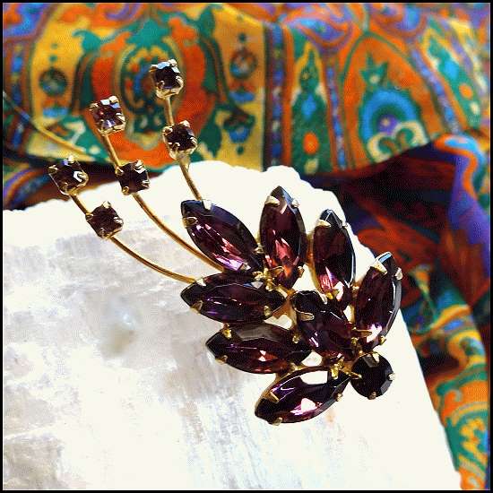 1950s Vintage Amethyst Crystal Brooch Purple Fireworks Pin