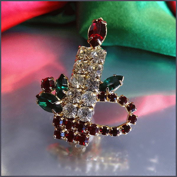 1960s Vintage Christmas Pin Holiday Candle w Red n Green Crystals 