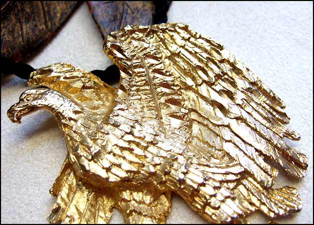 1970s Vintage Big Gold Eagle Necklace Diamond Etched Pendant