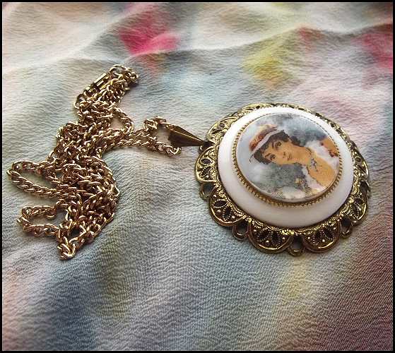 1950s German Victorian Lady Cameo Milk Glass Vintage Pendant Necklace