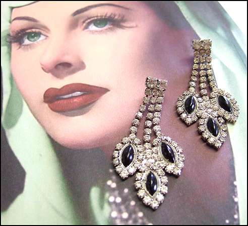 1950s Rhinestone Diamond Chandelier Vintage Pierced Earrings