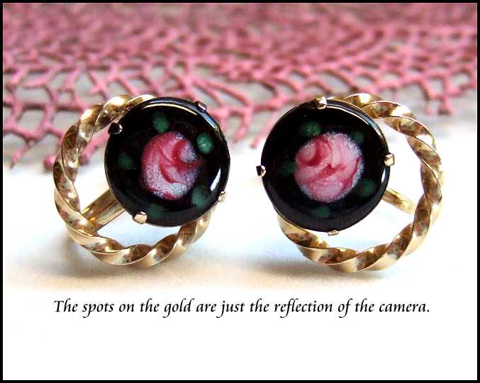 1960s Vintage Murano Glass Italian Earrings 12kt GF Petite Roses