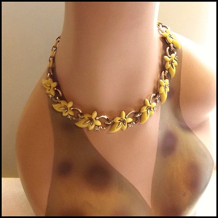 1950s CORO Cool Yellow Celluloid Leaves Vintage Necklace