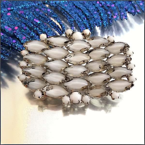 1950s Kramer Rare White Ice French Givre Glass Vintage Brooch