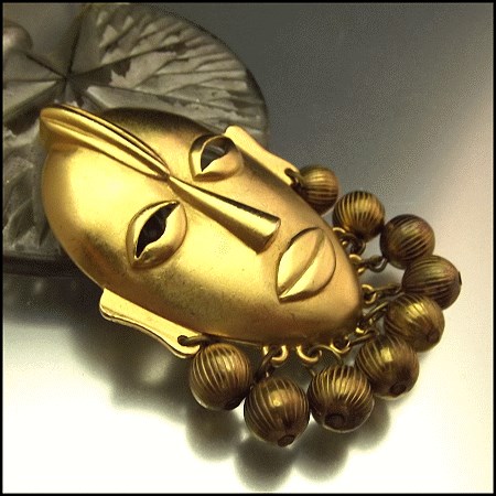 1950s Vintage Art Deco Brooch Gold Ubangi Face Mask 