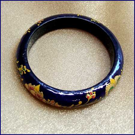 1980s India Hand Painted Wood Vintage Bangle Bracelet