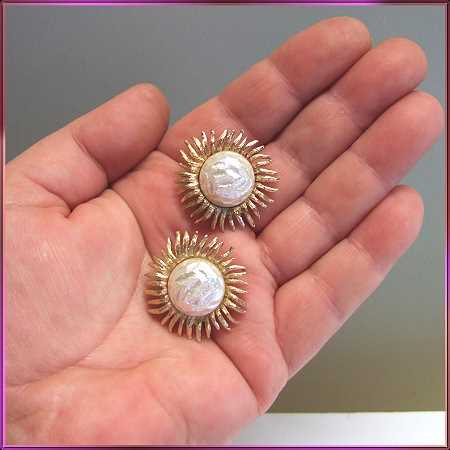 1960s Gold Starburst Pearl Vintage Clip Earrings