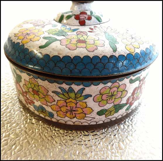 Early 20th Century Chinese Cloisonne Lidded Bowl or Box