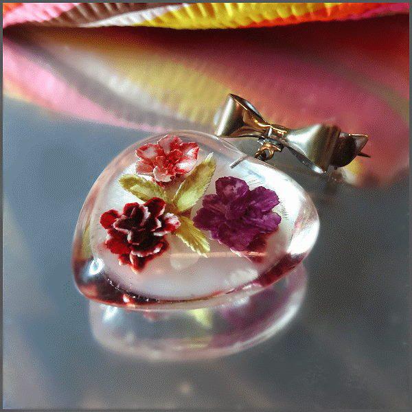 1950s Reverse Carved Lucite Flower Heart Pin or Pendant