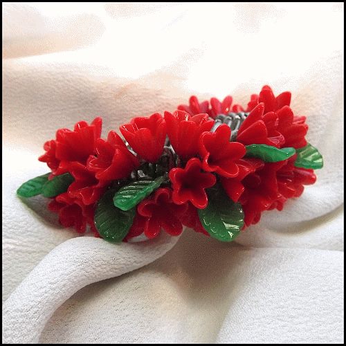 1950s Red Glass Flower Cha Cha Vintage Bracelet