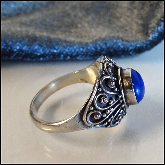 Vintage 1980s Lapis Lazuli Sterling Silver Ring Persian Motif Sz 9