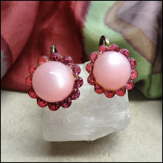 1960s Pink Moonstone Rhinestone Petite Vintage Earrings