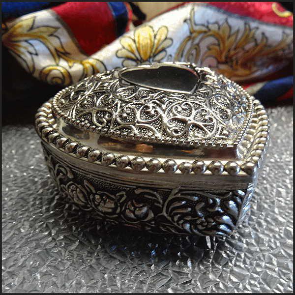 Victorian Style Silver Heart Vintage Jewelry Box