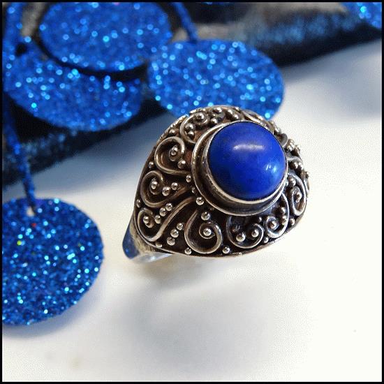 Vintage 1980s Lapis Lazuli Sterling Silver Ring Persian Motif Sz 9