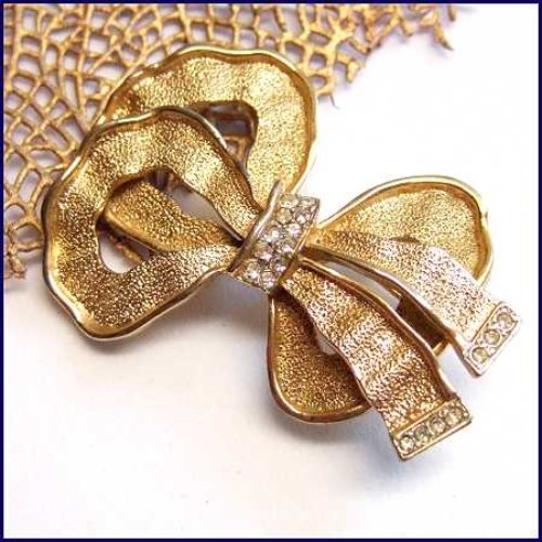 1960s Vintage Bow Pin Satin Gold w Rhinestones 