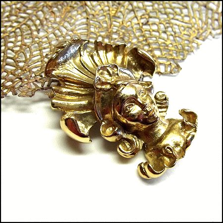 1950s Designer Vintage Gold Persian Lady Face Pin or Pendant
