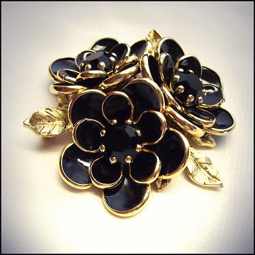 1950s Rare Big Gold n Black Glass Vintage Flower Brooch