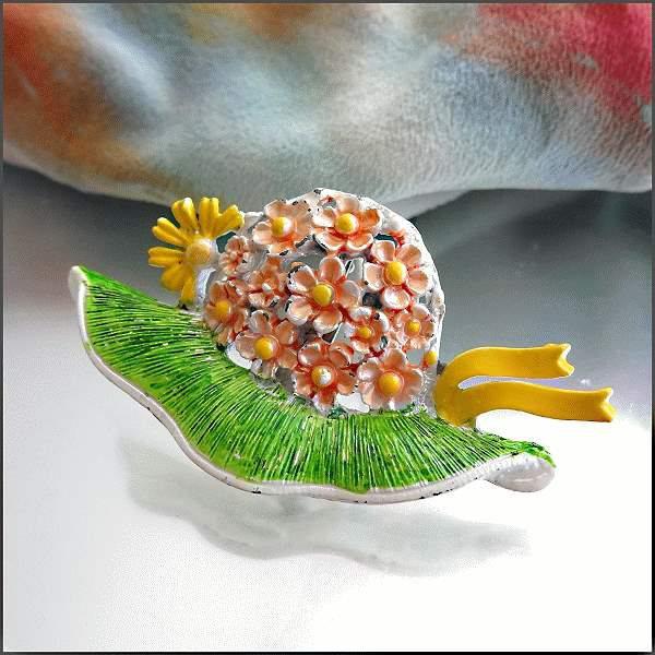 1960s Signed Beatrix Vintage Daisy Enamel Hat Pin