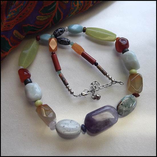 1970s Big Agate Gemstone Necklace Amethyst Carnelian Amber