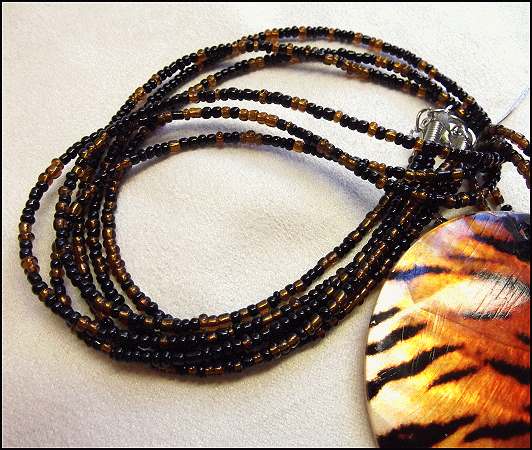 Tiger Stripe Mother of Pearl Necklace w Pierced Earrings