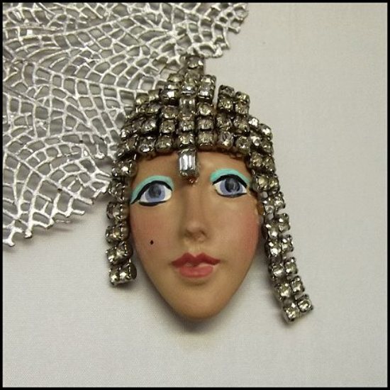 1950s Art Deco Lady Bisque Porcelain Face Vintage Brooch