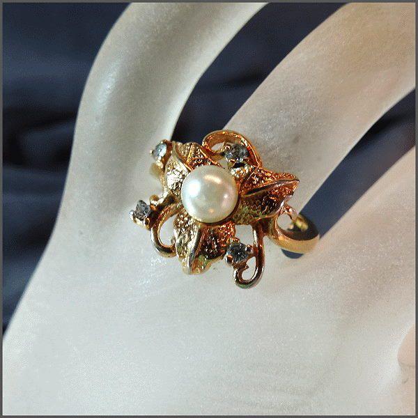 1970s Vintage Cultured Pearl Ring Gold Leaves w Diamond Grey Crystals Sz 8.5