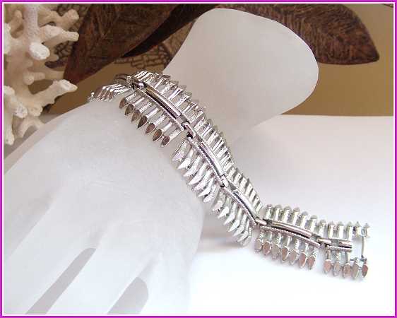 1960s Signed CORO PEGASUS Brushed Silver Vintage Panel Bracelet