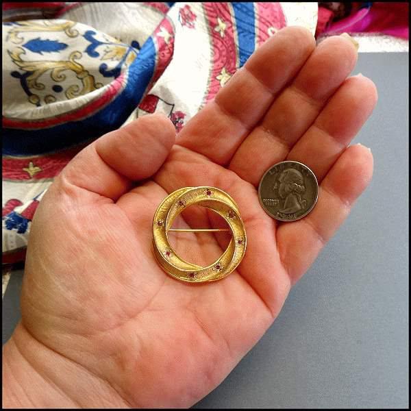 1950s Vintage Circle Pin Gold Ribbon w Red Crystals Signed BSK