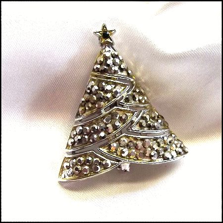 1960s Vintage Silver Rhinestone Christmas Tree Pin Signed JJ 
