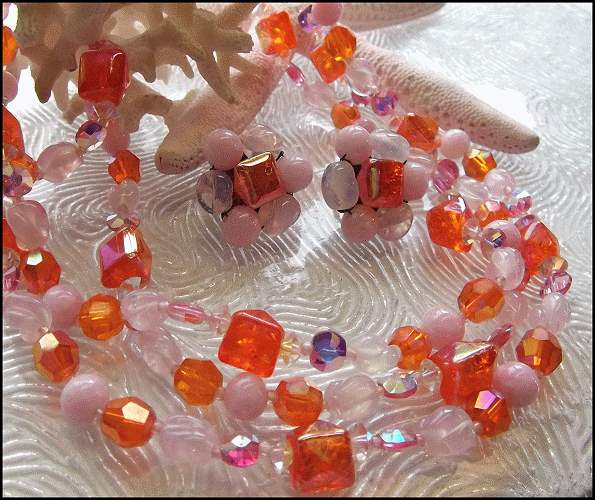 1940s French Pink n Orange Glass Necklace w Earrings Set