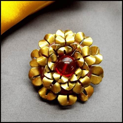 1940s Vintage Dress Clip Gold Flower w Red Glass