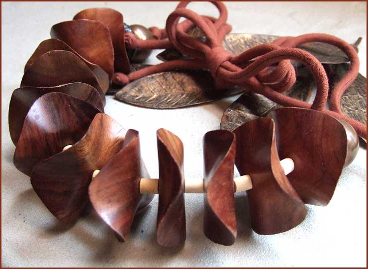 1980s Wood Bead Vintage Necklace Rare Costa Rican Waves