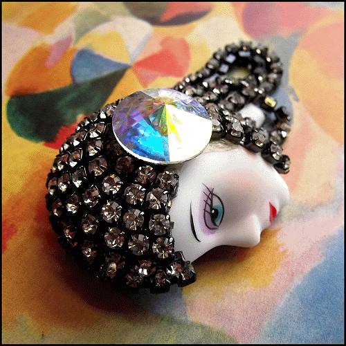 Art Deco Lady Face Pin Rivoli Crystal Vintage Rhinestone Brooch