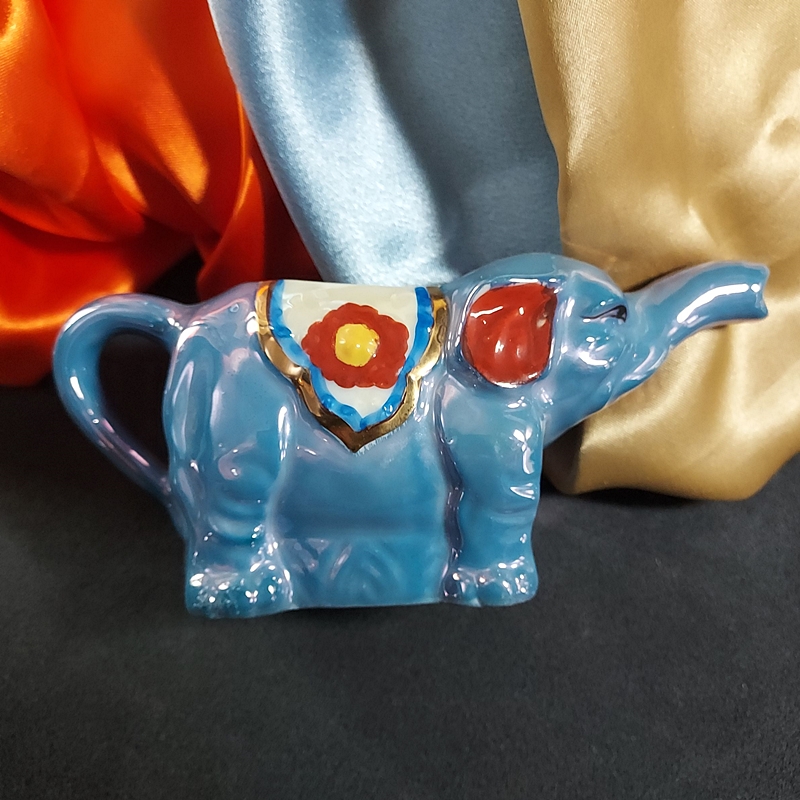 1930s Japanese Lusterware 22kt Gold Elephant Planter or Teapot