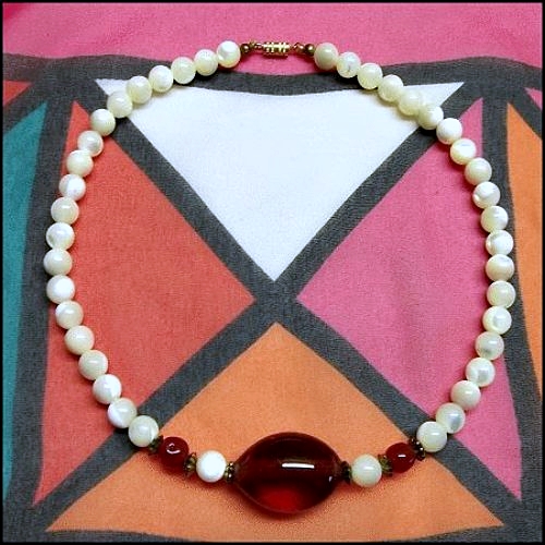 1960s Rare Mother of Pearl Shell Carnelian Glass Vintage Necklace