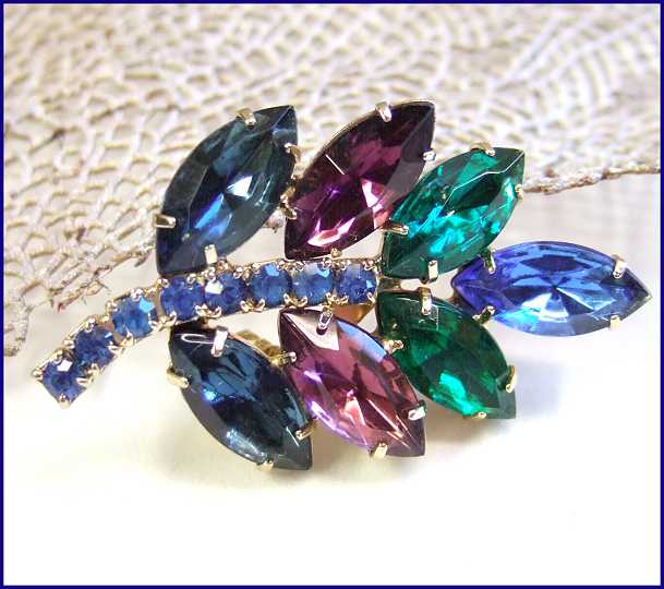 1950s D&E Juliana Peacock Crystal Vintage Brooch