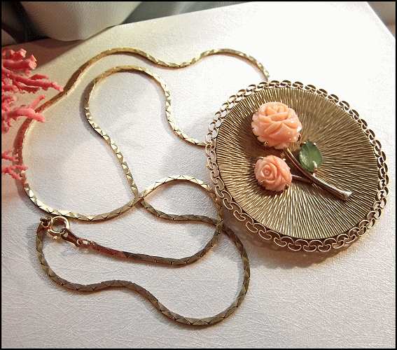 1960s Carved Roses Pink Coral & Jade Vintage Necklace 14kg GF Gold Pendant