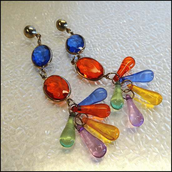 1970s Wild Vintage Rainbow Lucite Dangle Pierced Earrings