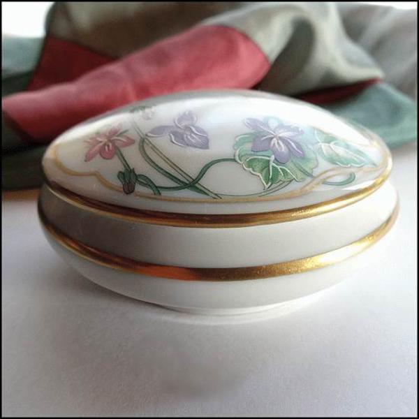 Signed Castel Limoge 22kt Gold Orchid Vintage Trinket Jewelry Box