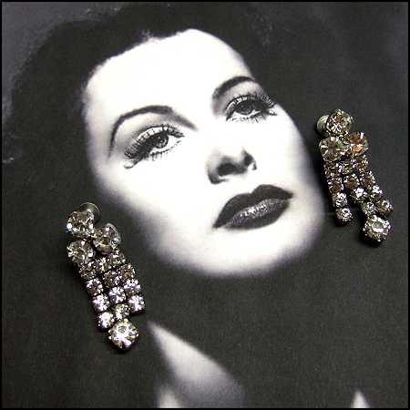 1950s CORO Elegant Clear Crystal Midi Chandelier Vintage Earrings