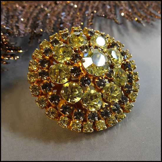 1950s Austrian Crystal Peridot Rhinestone Vintage Brooch