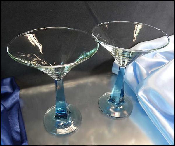 Retro Vintage Modern Martini Cocktail Glasses LG w Twisted Blue Stems Pair
