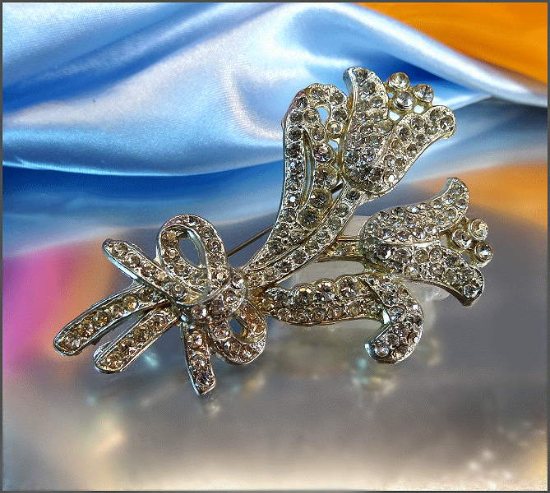 1930s Antique Brooch Big Silver Pot Metal Rhinestone Flower 