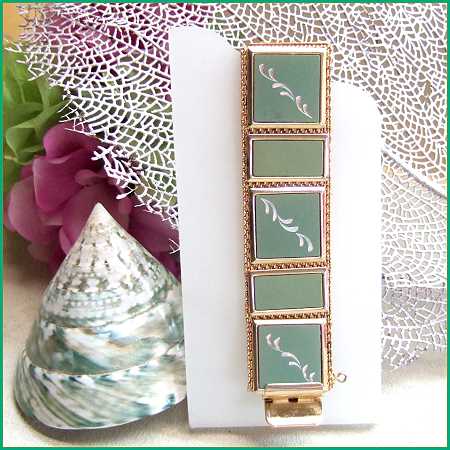 1950s Anodized Green Engraved Vintage Gold Panel Bracelet