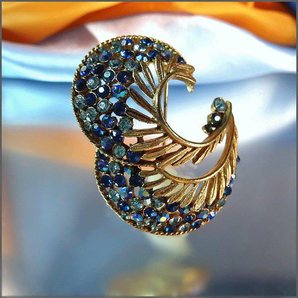 1950s Signed BSK Blue Peacock Rhinestone Vintage Feather Brooch