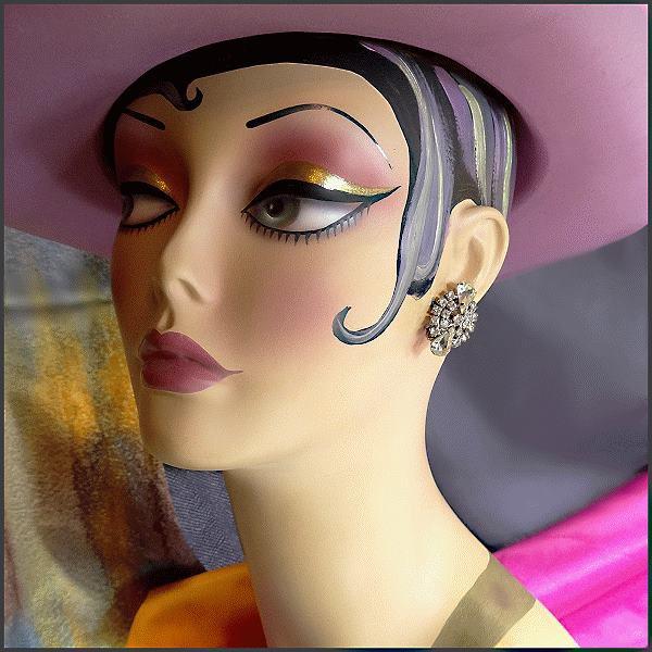 1950s Art Deco Exquisite Clear Crystal Clip Earrings