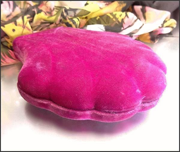 1960s RARE Signed Marvella Hot Pink Velvet VIntage Pearl Necklace Case