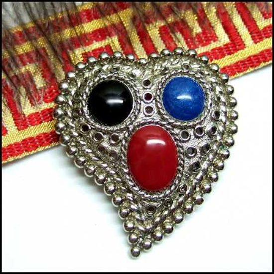 1970s Vintage Silver Heart Brooch Bohemian Paisley Pin
