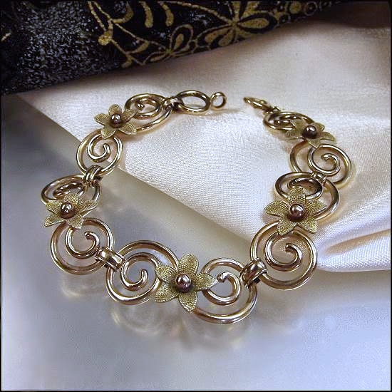 1950s 14 kt GF Signed Krementz Vintage Gold Scroll Bracelet