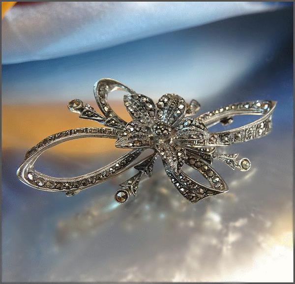 1930s Antique Victorian Bow Pin 800 Silver w Marcasites Pendant